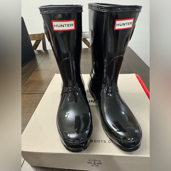 Hunter Women's Original Short Gloss Rain Boots - Picture 1 of 13